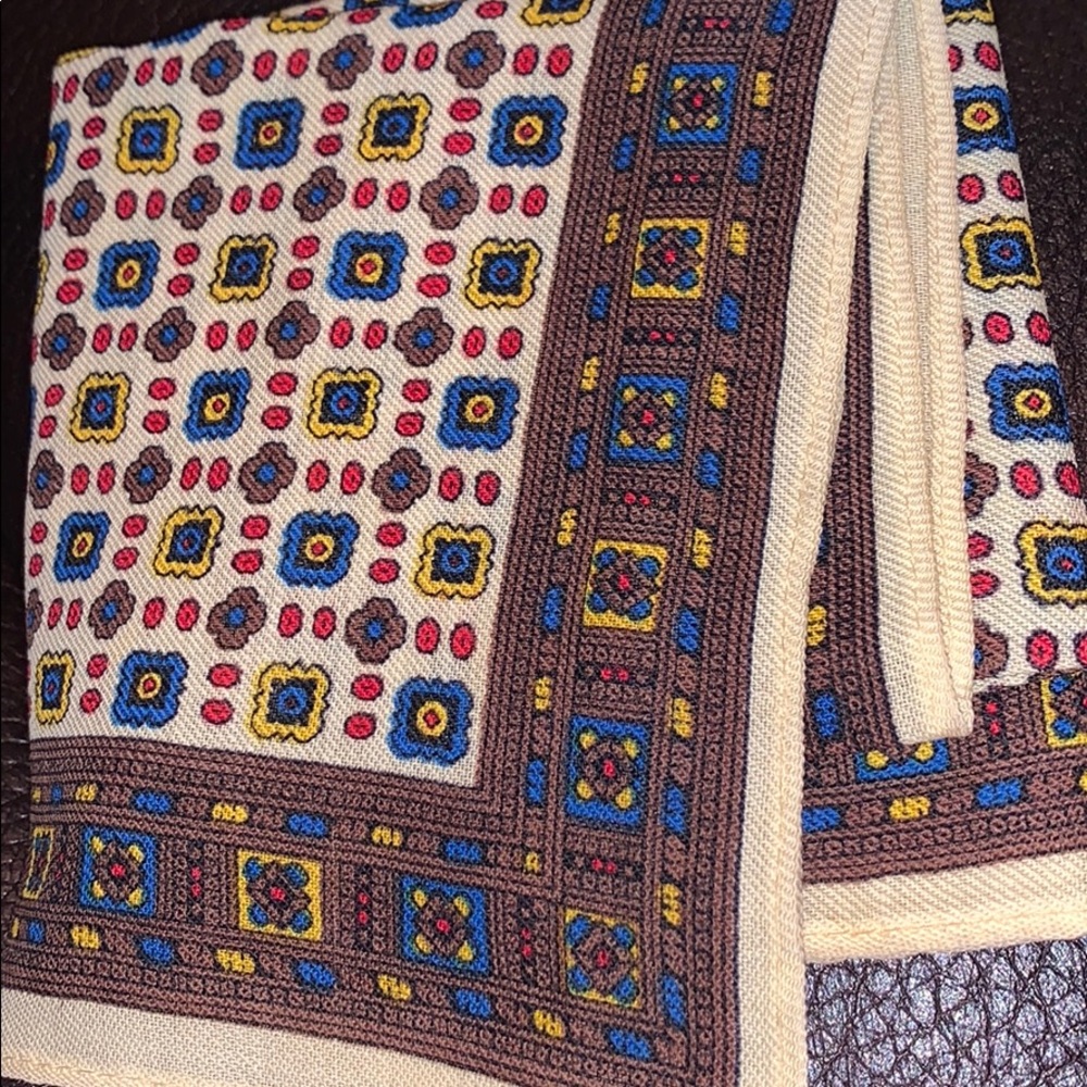 Wool Scarf - Picture 2 of 6
